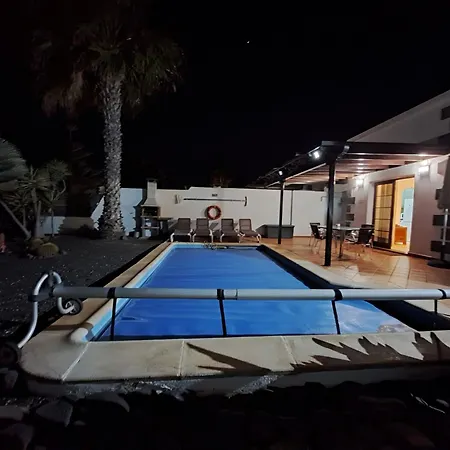 De La Paz Villa *